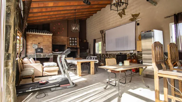 Chalet en sax buena zona para vivir todo el año. — 33