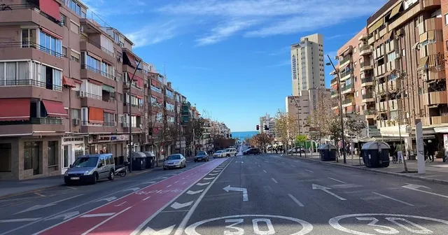 Local comercial recientemente reformado en alquiler en Benidorm — 5
