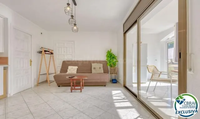 Si buscas un lugar tranquilo en Roses, rodeado de naturaleza y con todas las comodidades para disfrutarlo durante todo e — 2