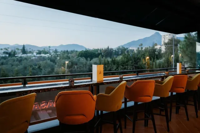 Restaurante 220m² en venta - Marbella — 2