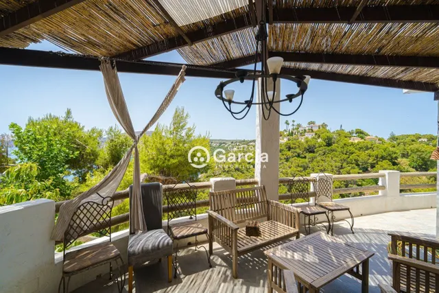 Villa en primera línea en venta en Jávea con increíbles vistas — 4