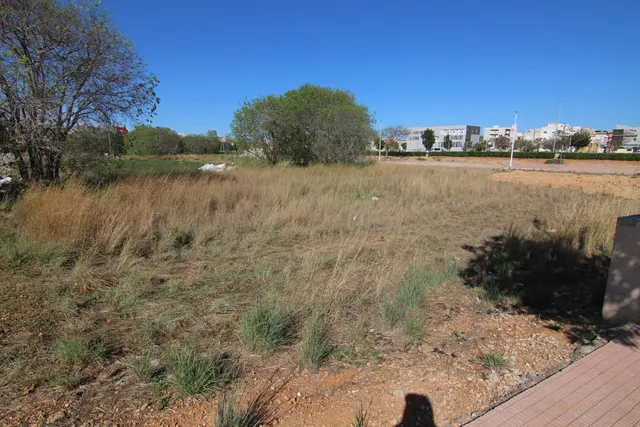 Se vende excelente parcela urbana en el pueblo de El Vergel, Alicante. — 11