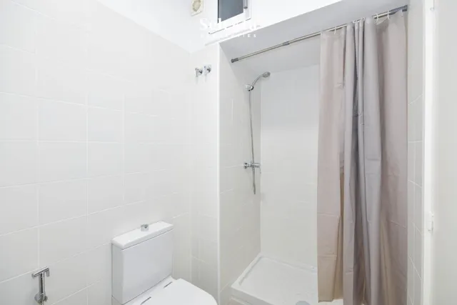 Piso 3 habitaciones 148m² en alquiler - El Gòtic — 20