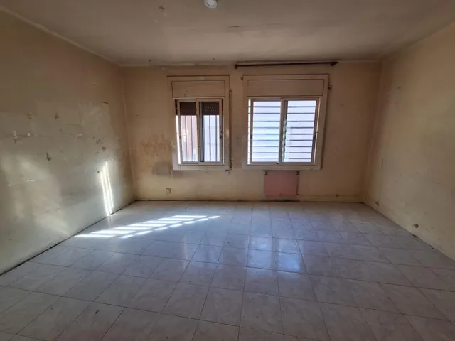 Piso amplio a reformar — 8