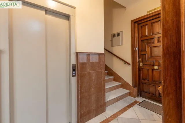 EXCLUSIVA VIVIENDA SEÑORIAL EN ANGEL GANIVET, EN PLENO CORAZON DE GRANADA — 38