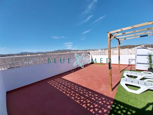 ¡Hermosa propiedad de estilo «Clásico» cerca del campo de golf! — 38
