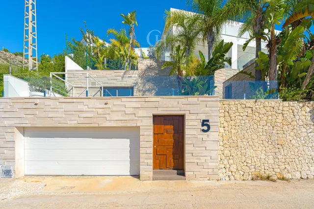 Villa lumar · panoramica sobre la bahia y el montgo en la corona javea — 47