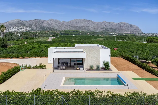 Villa 3 habitaciones 225m² en venta - Centro — 48