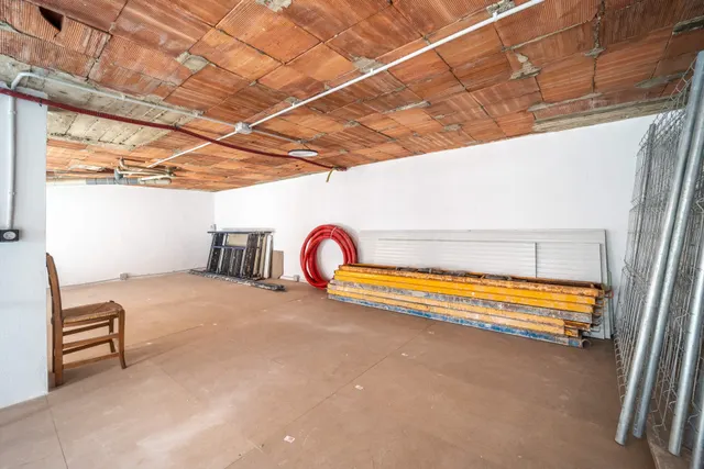 Local Comercial en el Casco Urbano de Estepona – Doble Altur - foto 5