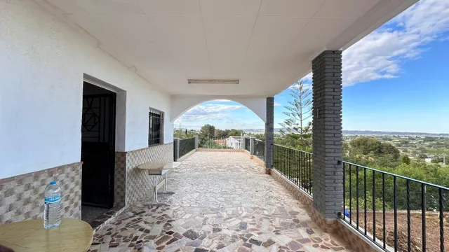 Encanto rústico con piscina y paellero: tu refugio ideal par - foto 4