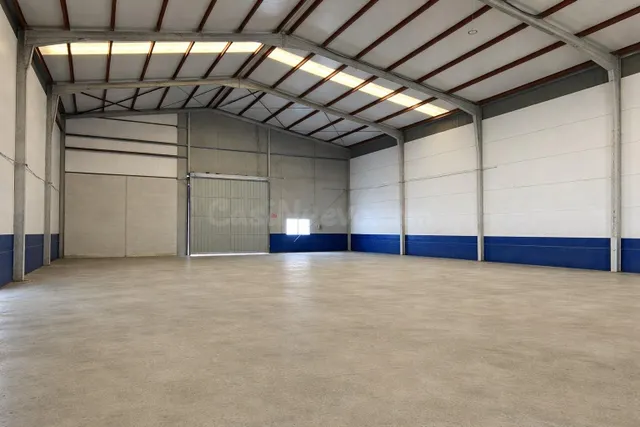 NAVE EN VENTA O ALQUILER EN RIBA ROJA DE TURIA - foto 2