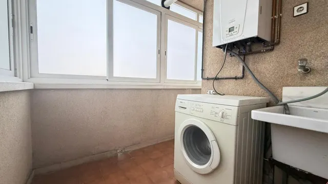 PISO DE 5 DORMITORIOS Y TERRAZA — 24