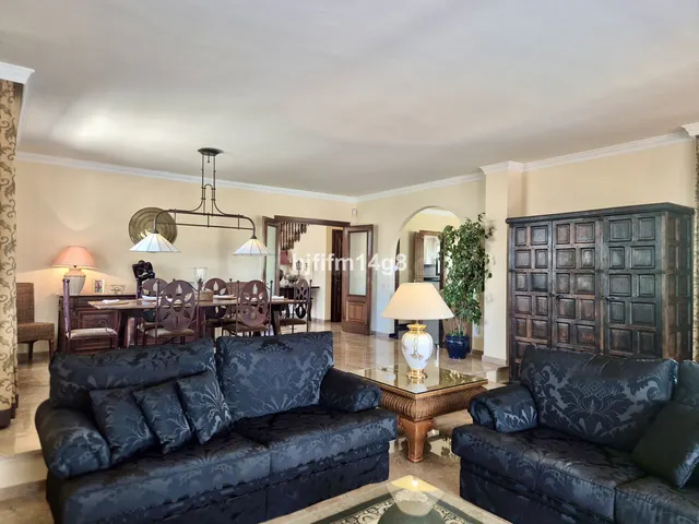 Chalet 3 habitaciones 359m² en venta - Marbella — 5