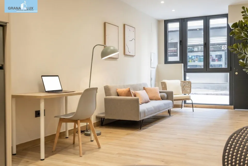 Amplia vivienda junto METRO Recogidas a estrenar!