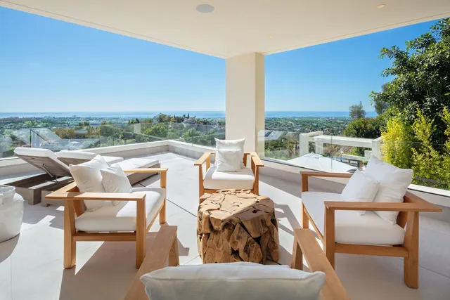 Chalet 6 habitaciones 948m² en venta - Costa del Sol - foto 2