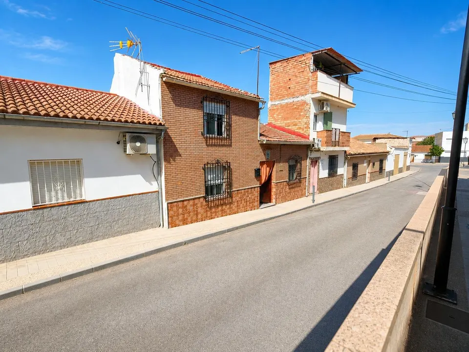 Una casa para vivirla, no para quedarse sin espacio en lachar