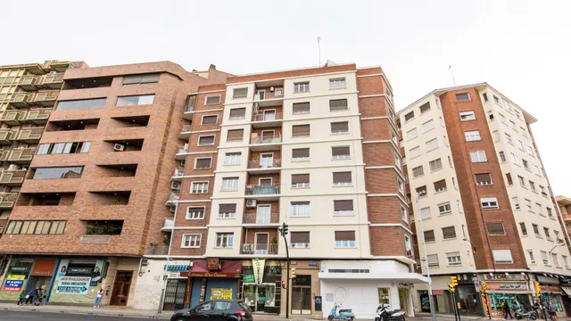 Piso con 3 dormitorios y gran terraza en Av. Fco. de Goya | Zaragoza — 36
