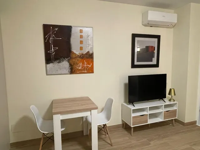 Estudio 50m² en venta - El Bajondillo — 32