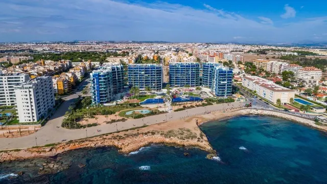 Apartamento 2 habitaciones 175m² en venta - Punta Prima - foto 5