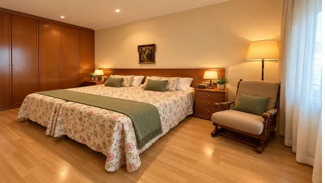 Amplio Piso en el Corazón de Cornellà de Llobregat por €394,000 — 10