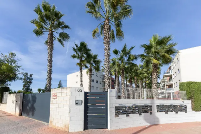 ¡GRAN OPORTUNIDAD DE INVERSIÓN Encantador piso con terraza en la prestigiosa Urbanización La Reva (Ribarroja del Turia) — 31