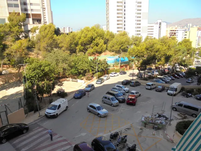 Dos pisos en uno ( oportunidad de inversion en Benidorm ) — 37
