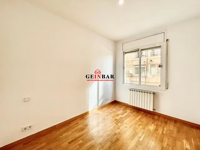 ENCANTADORA VIVIENDA JUNTO A PLAZA KENNEDY — 13