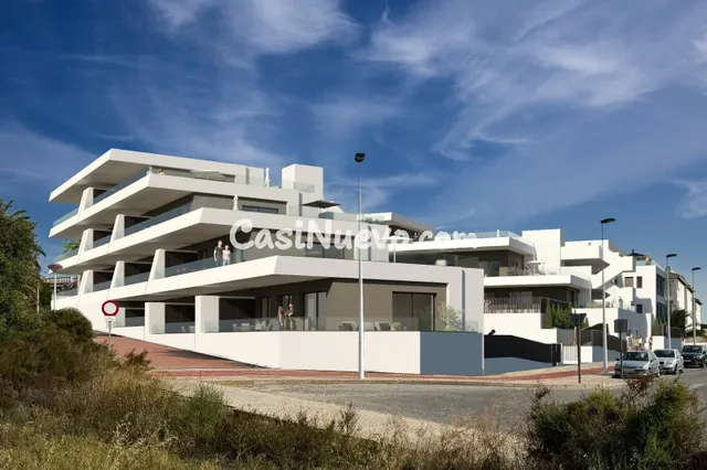 Apartamentos de obra nueva con amplias terrazas en la playa  - foto 2