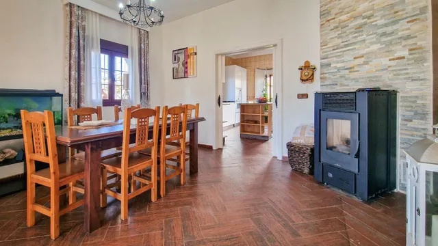 ALQUILER CHALET CON PARCELA EN HIGUERA DE VARGAS — 20
