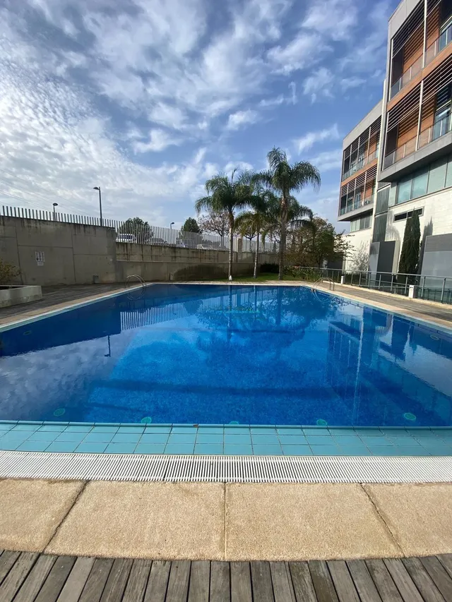 LOFT CON PLAZA DE GARAJE EN VARA DE QUART — 24