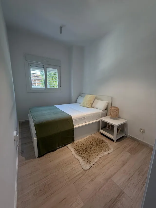 Magnifica vivienda de reciente construcción con terraza acristalada, piscina y garaje — 22