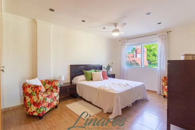 Chalet 3 habitaciones 297m² en venta - Playa del Galán — 41