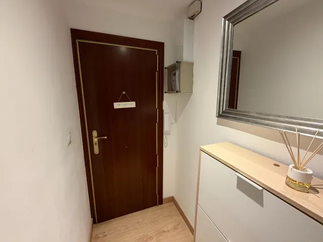 Piso CON ASCENSOR de 2 hab. (antes 3) completamente exterior reformado — 18