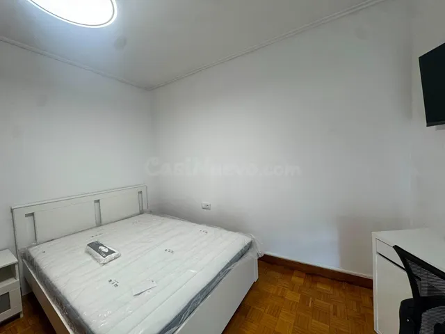 Amplias habitaciones en Alquiler en Piso en la Zona de La Pl
