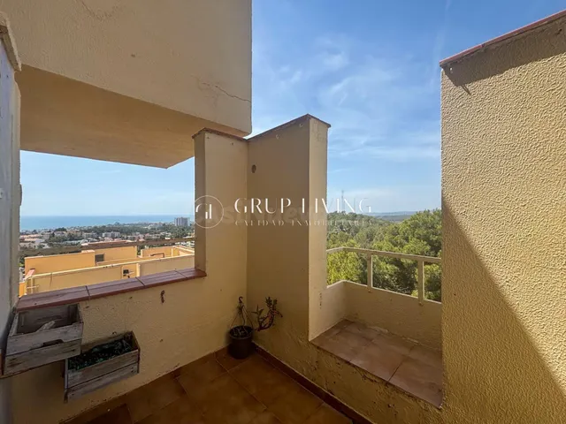 GRAN OPORTUNIDAD; PISO CON TERRAZA Y ESPECTACULARES VISTAS A - foto 2