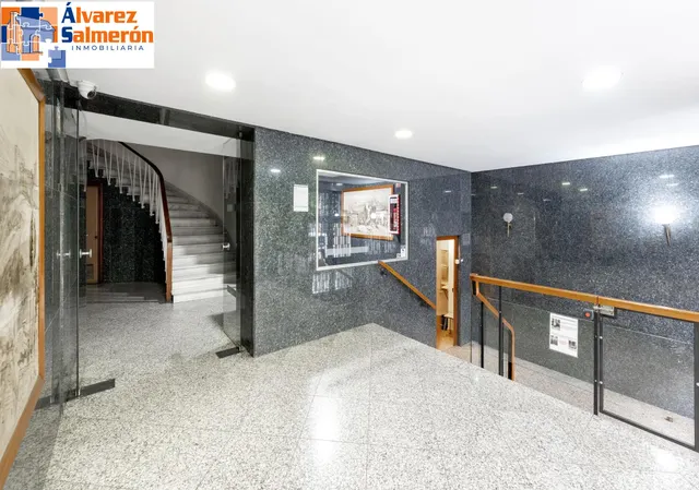 PISO DE 5 DORMITORIOS EN CALLE RECOGIDAS — 32