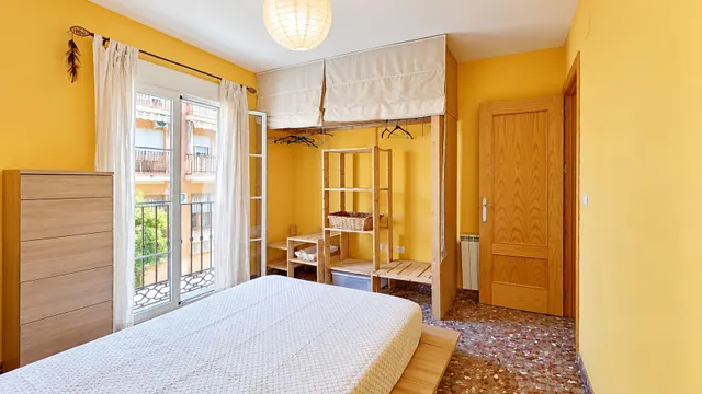Bonito piso exterior y luminoso de dos dormitorios, baños y aseo en Albolote junto al metro y con plaza de garaje — 26