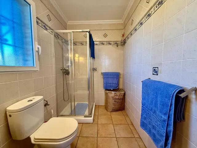 Espectacular villa independiente con piscina privada — 32