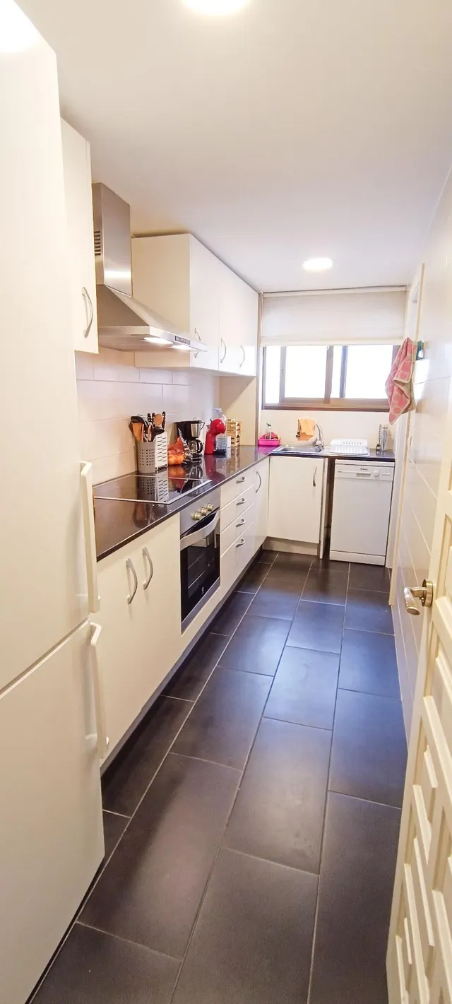Buen apartamento con buena terraza, cerca del centro de Palamos — 12