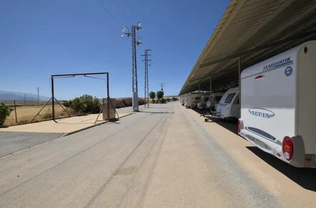 GRAN PARCELA EN VENTA — 9