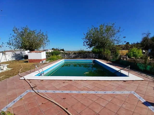 FINCA RÚSTICA EN CAMINIO DE TORREALTA — 46