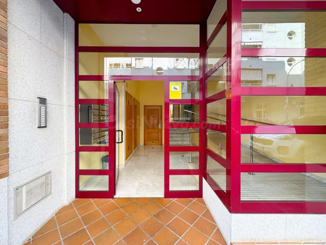 Ático Céntrico con Vistas al Mar, 3 Hab., 2 Baños y Parking  - foto 3