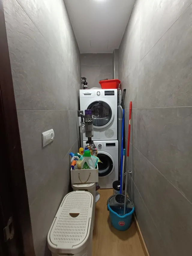 AMPLIO PISO ZONA CENTRO CÁDIZ — 25