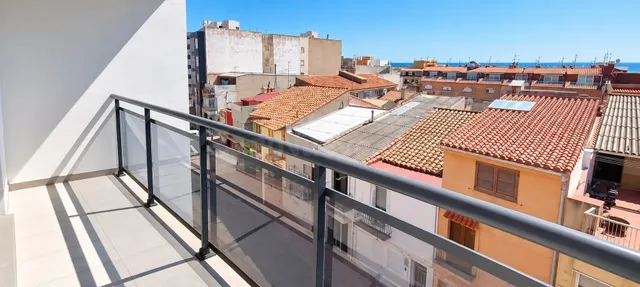 GRAN PISO CON PARKING Y TRASTERO — 2