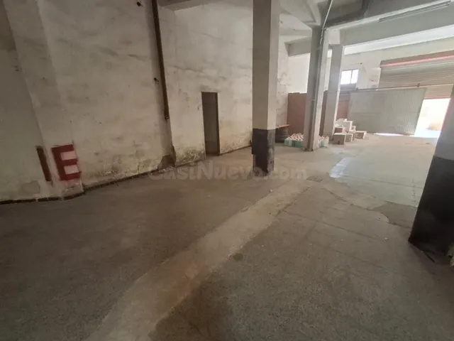 Almacén o Garaje en Villena - Oportunidad de Inversión - foto 3