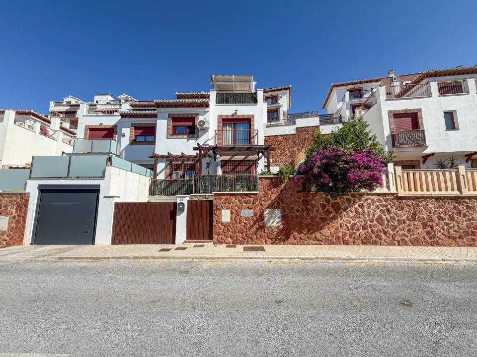 Casa Pareada en Granada capital (Lancha del Genil)