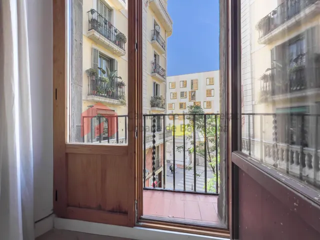 Fabuloso piso de una habitación en el Santa Caterina de Barcelona — 3