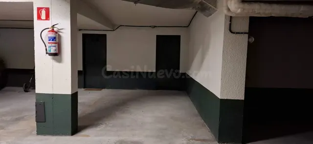 ¿Buscas parcela de garaje en el Paseo Landabarri? - foto 3