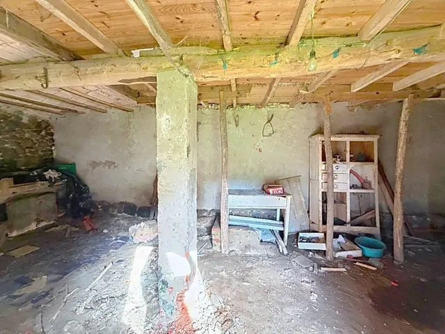 Si quieres vivir en plena naturaleza, esta es tu oportunidaad.Casa pareada para rehabilitar en Malpica , a tan solo 10 minutos del centro de oviedo — 7