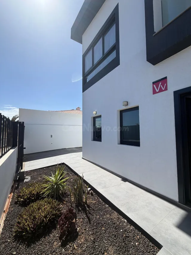 Casa con piscina privada junto al mar en La Listada - foto 3